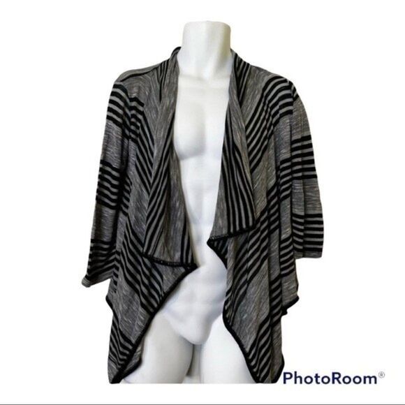 Lightweight Black Grey Cardigan Women's Size Medium Waterfall Office‎ AOC-B - Picture 1 of 7